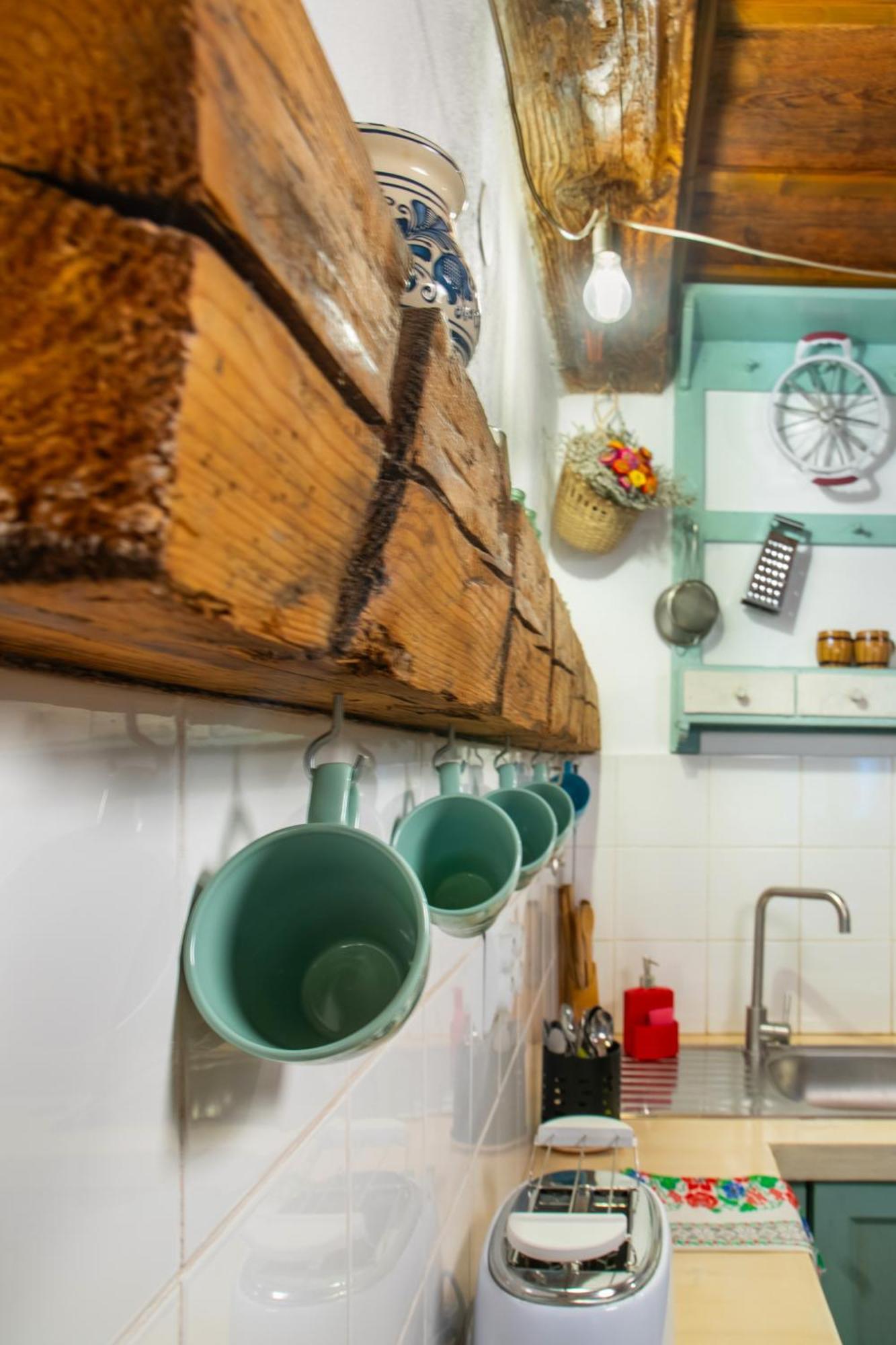 Bike House - 250-Year-Old Restored House In A Quiet Area Brașov Exterior foto